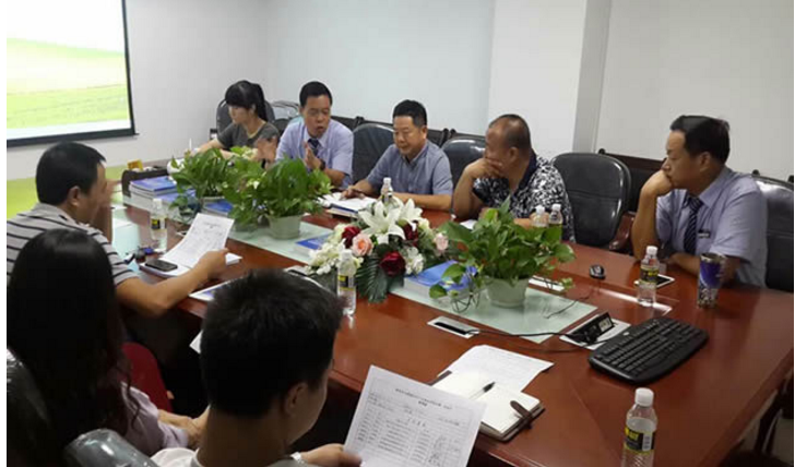 协会召开第一届第一次理事会