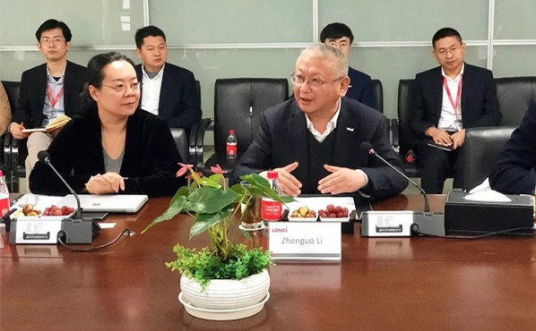 隆基股份总裁李振国：光伏成本将低于1美分，全球产能将达400GW……